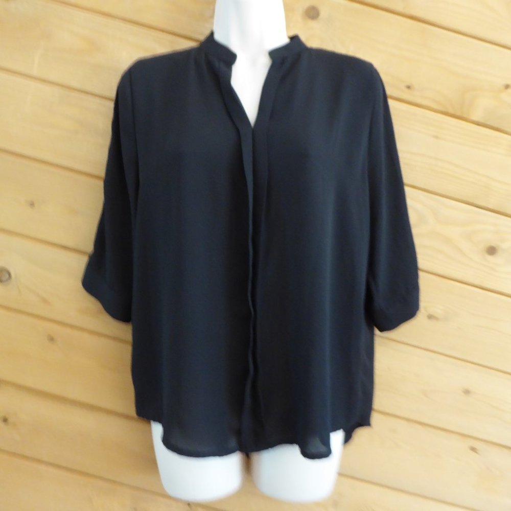 Vivian Lee Pull Over Polyester 1/2 Sleeve Solid Black Lightweight Shirt Blouse